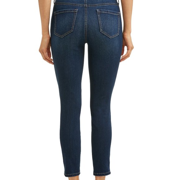 New Skinny Mid Rise Stretchy Studded Ankle Jean. - Picture 3 of 12